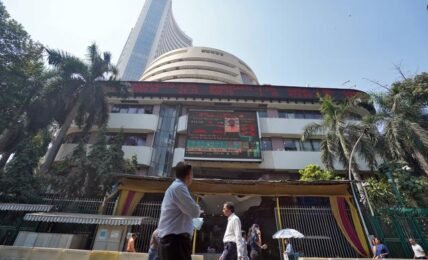 Nifty, Sensex Achieve Amid COVID-19 Vaccine Hopes; Reliance Industries Leads Pack