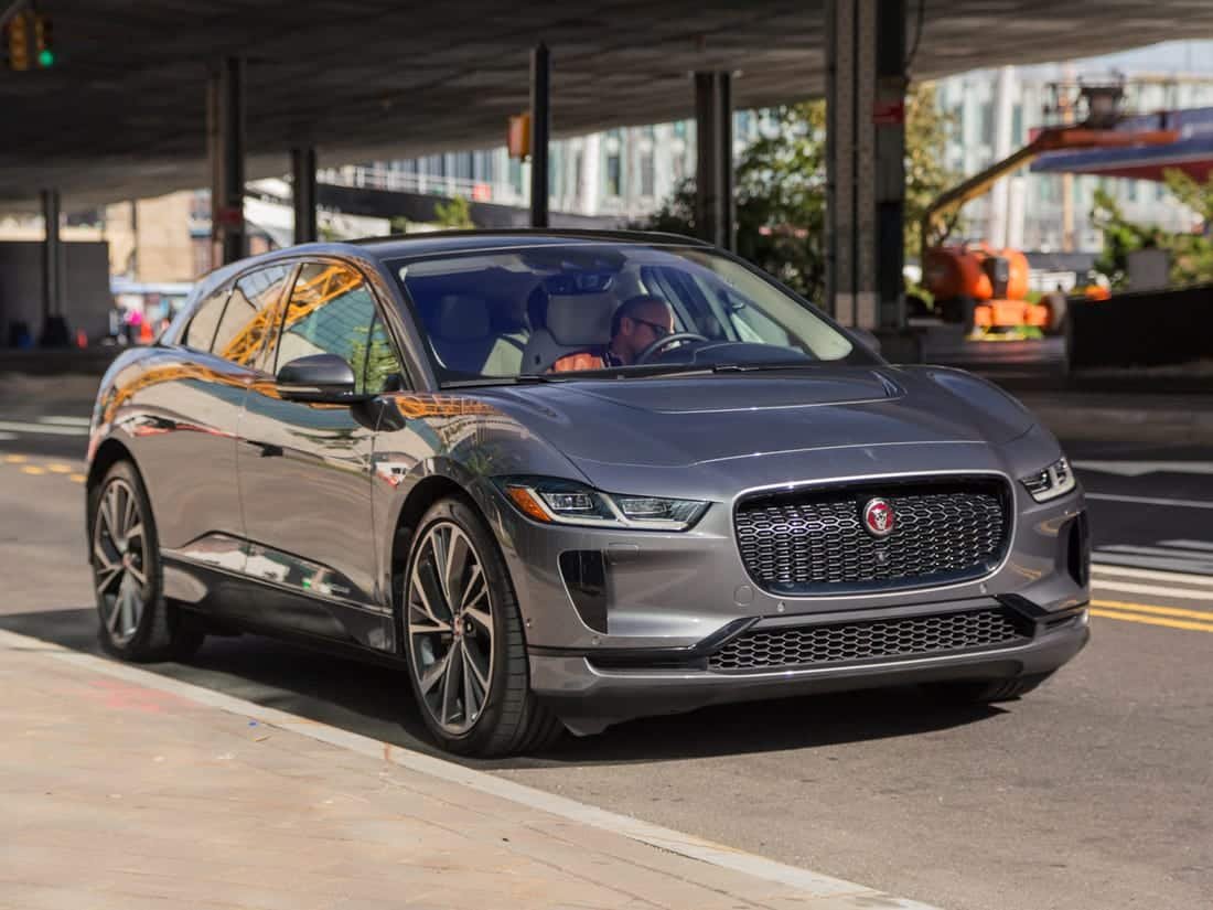 Jaguar to Transition to All Electric Vehicles, Land Rover to visit majority Electric !