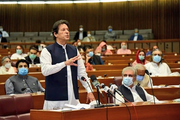 Pak Opposition to boycott Parliament treatment on PM Khan’s vote of self confidence; statements ethical triumph