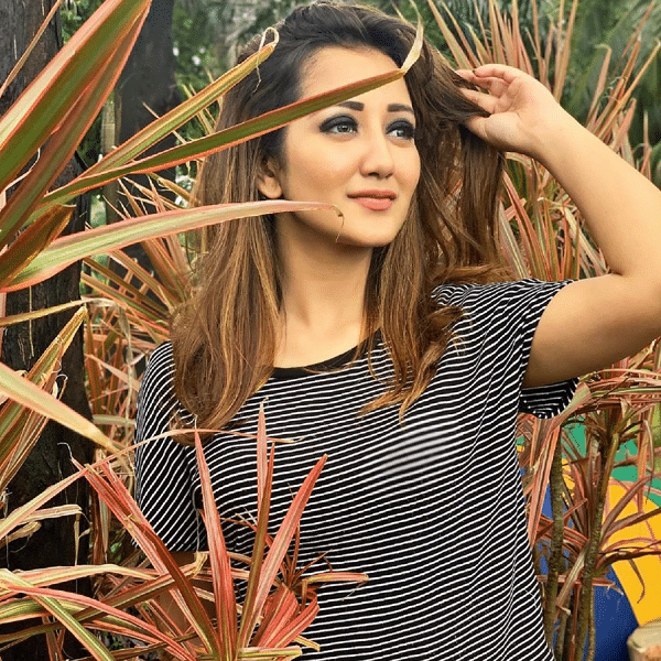 Roshmi Banik Biography