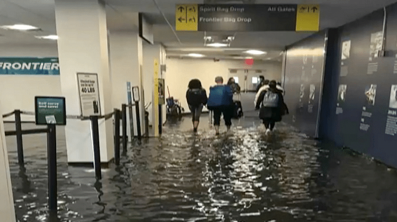 Wild videos show LaGuardia Airport terminal flooded